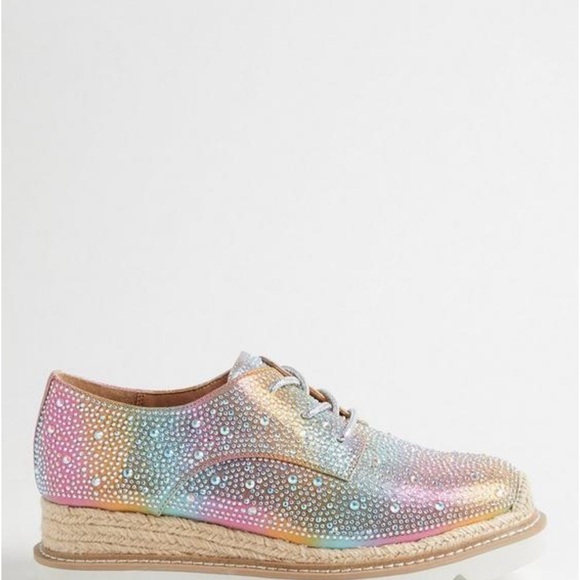 Torrid Pride Embellished Lace Up Oxford sz 10 NWT - Picture 2 of 7